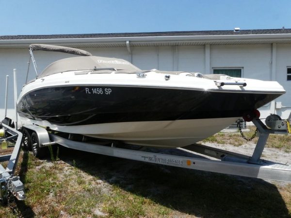 2020 Nautic Star 243 DC