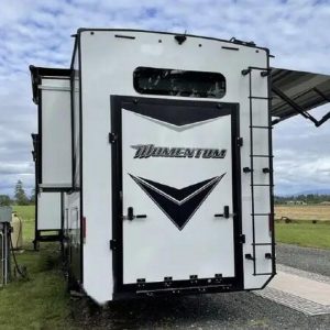 2021 Grand Design MOMENTUM 376THS