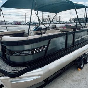 2025 Godfrey AquaPatio 25′ Flip Lounge Tritoon – 255 SFL