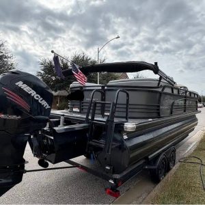 2017 Regency 220 LE3