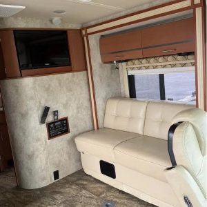 2012 Winnebago VIA 25Q