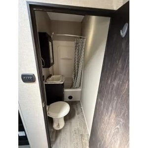 2018 Keystone IMPACT 3216