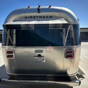 2024 Airstream GLOBETROTTER 27FB TWIN