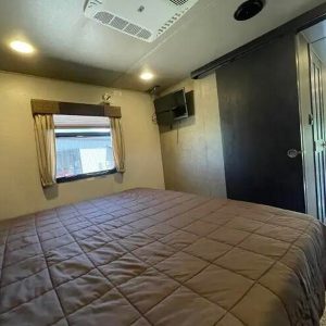 2017 Keystone Impact 351