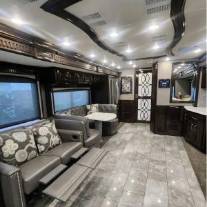 2018 Monaco SIGNATURE 44M