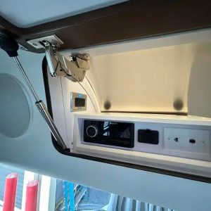 2024 Airstream GLOBETROTTER 27FB TWIN