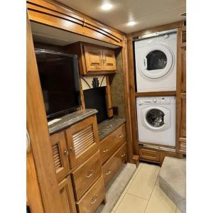 2015 Tiffin Motorhomes PHAETON 36 GH