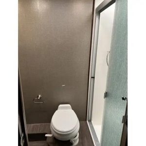 2018 Holiday Rambler NAVIGATOR® XE 36U