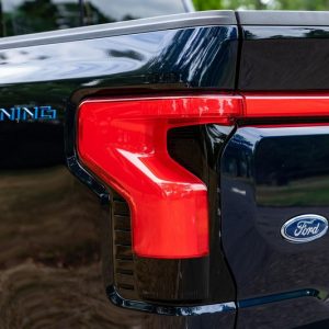 2022 Ford F-150 Lightning Platinum