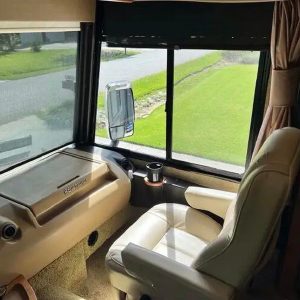 2013 Winnebago ADVENTURER 37F