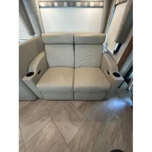 2019 Winnebago FORZA 34T