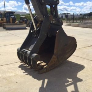 2019 John Deere Excavators 350G LC