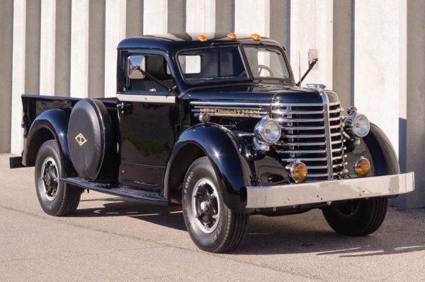 1948 Diamond T 201 Pickup Truck
