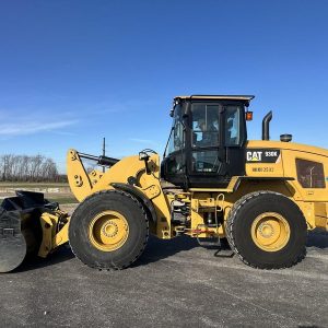 2014 CATERPILLAR Loaders 930K
