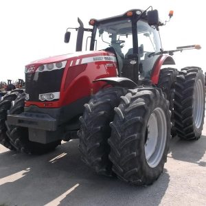 2011 MASSEY FERGUSON Tractors 8660