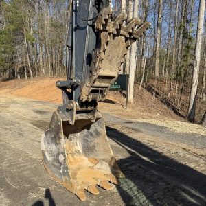 2019 DEERE Excavators 250G LC