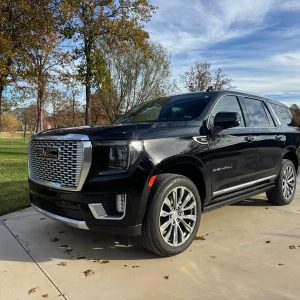 2021 Yukon Denali Black Exterior