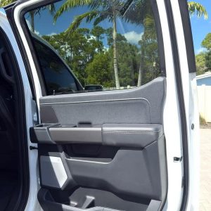 2025 Ford F-150 Lariat 5.0L