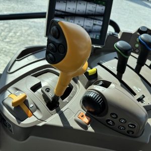 2023 JOHN DEERE Compact Tractors 6R 130