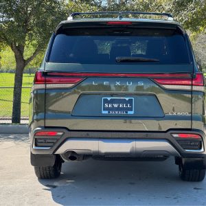 2025 Lexus LX 600 Luxury