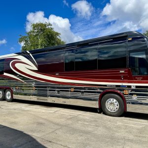 2005 Prevost Liberty Elegant Lady XLII Double Slide