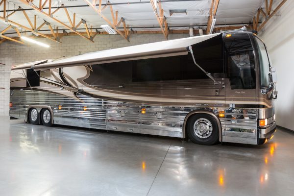 2005 Prevost Liberty Elegant Lady XLII Double Slide
