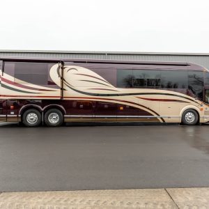 2006 Prevost Featherlite H3-45 Triple Slide