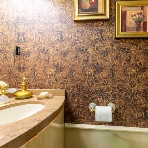 2006 Prevost Featherlite H3-45 Triple Slide