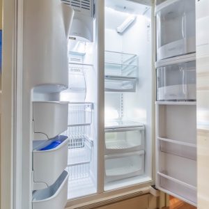 2006 Prevost Featherlite H3-45 Triple Slide