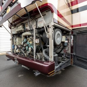 2006 Prevost Featherlite H3-45 Triple Slide