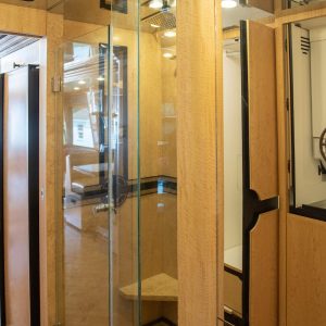 2008 Prevost Parliament XLII Double Slide