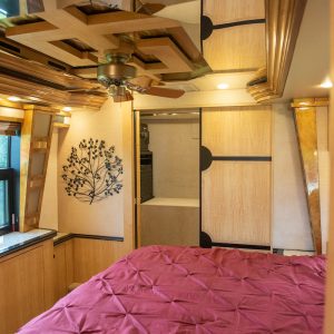 2008 Prevost Parliament XLII Double Slide