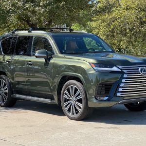 2025 Lexus LX 600 Luxury